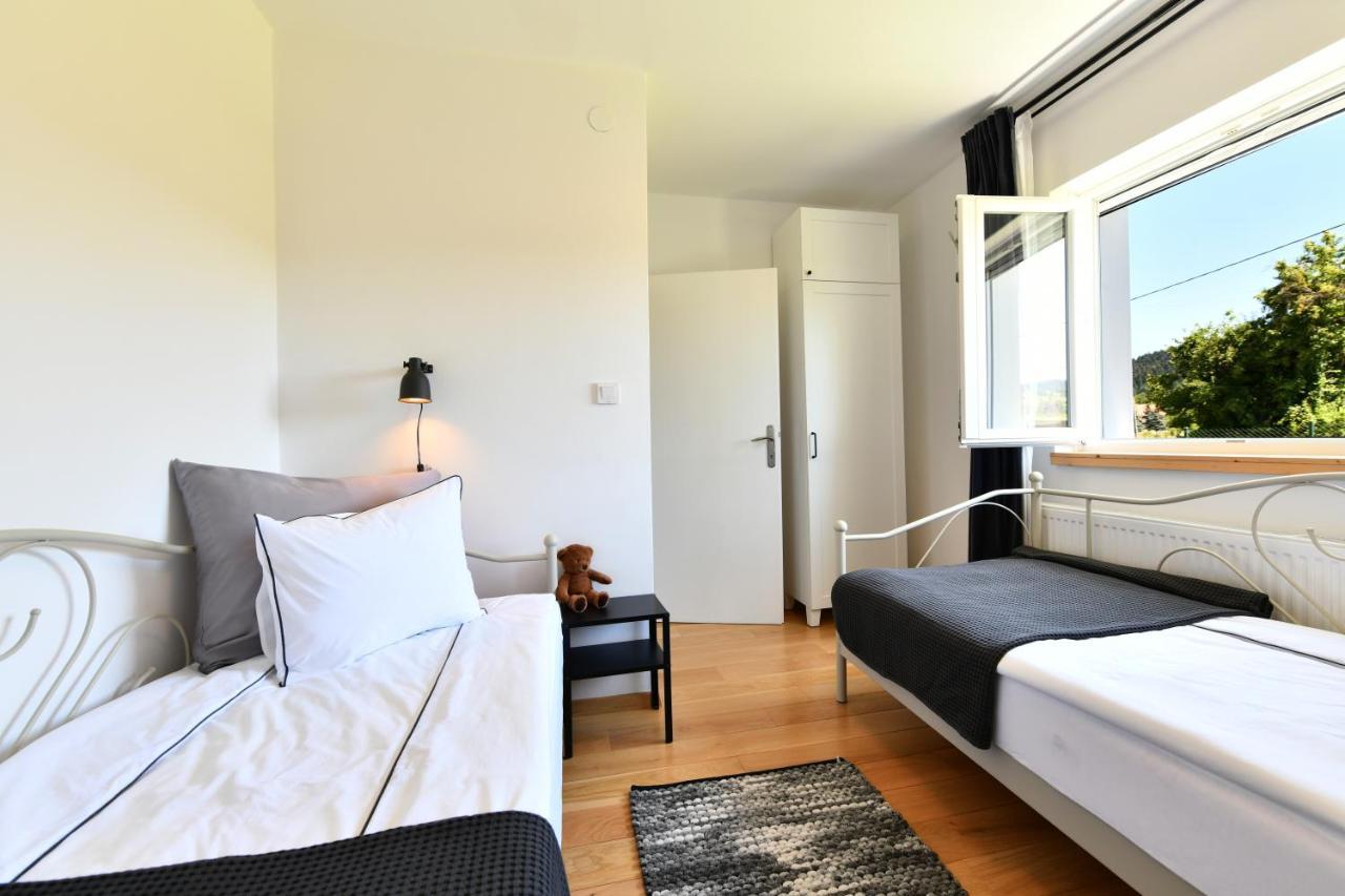 My Way Apartman I Sobe Saborsko ภายนอก รูปภาพ
